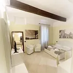 Dimora Al Saraceno Πανσιόν