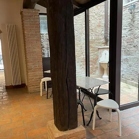 Dimora Al Saraceno 4* Φεράρα