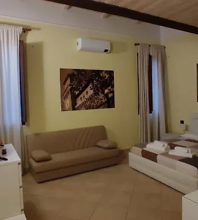 Dimora Al Saraceno Casa de hóspedes