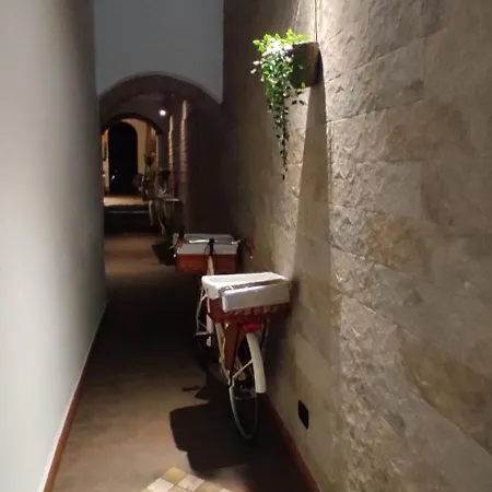 ゲストハウス Dimora Al Saraceno 4*