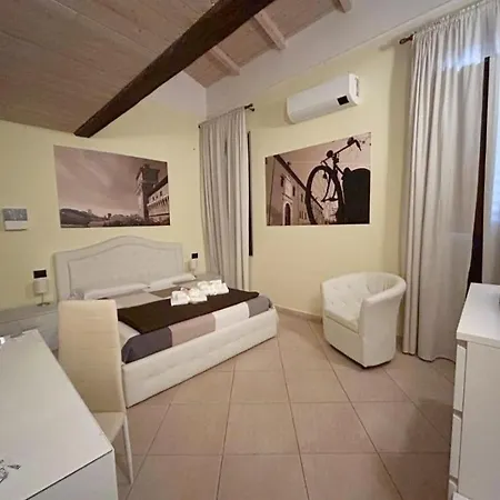 Dimora Al Saraceno フェラーラ