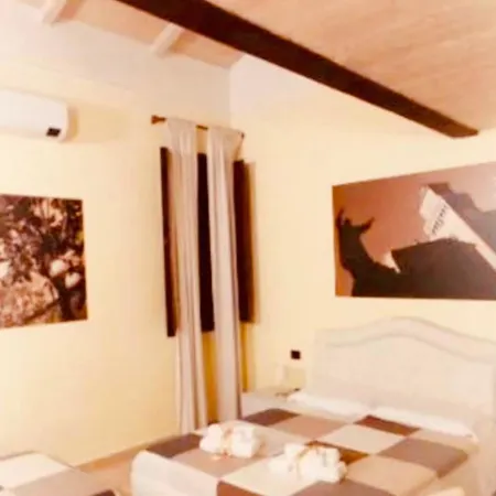 Dimora Al Saraceno Gæstehus 4*