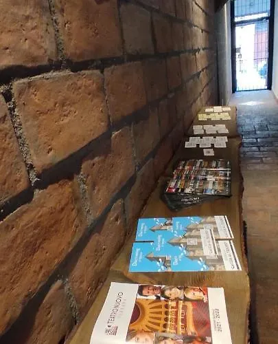 Dimora Al Saraceno بيت ضيافة فيرّارا